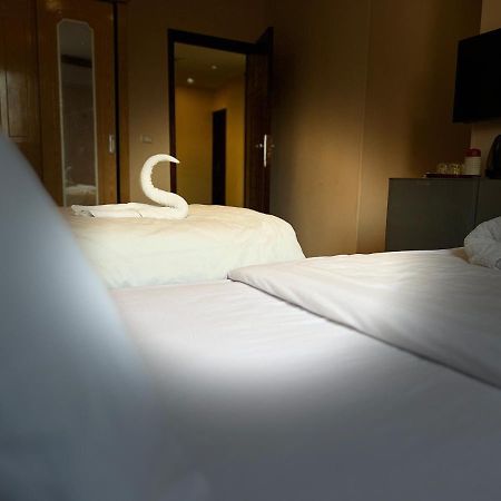 Grand Pyramids View Hotel Kair Zewnętrze zdjęcie