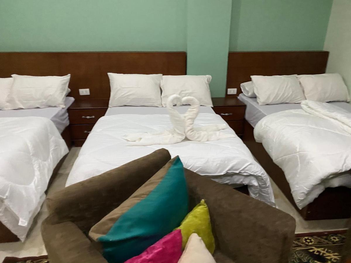 Grand Pyramids View Hotel Kair Zewnętrze zdjęcie