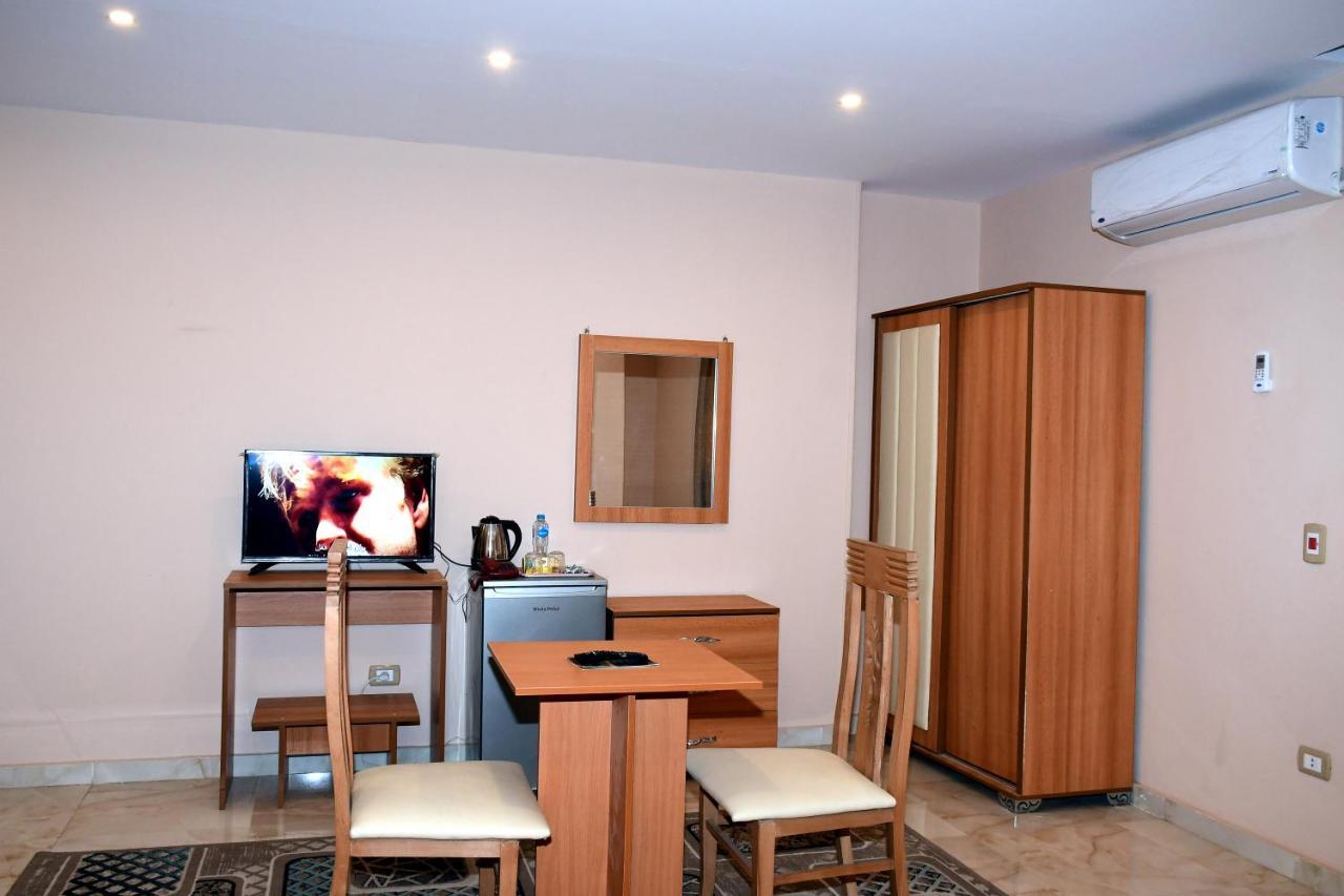 Grand Pyramids View Hotel Kair Zewnętrze zdjęcie