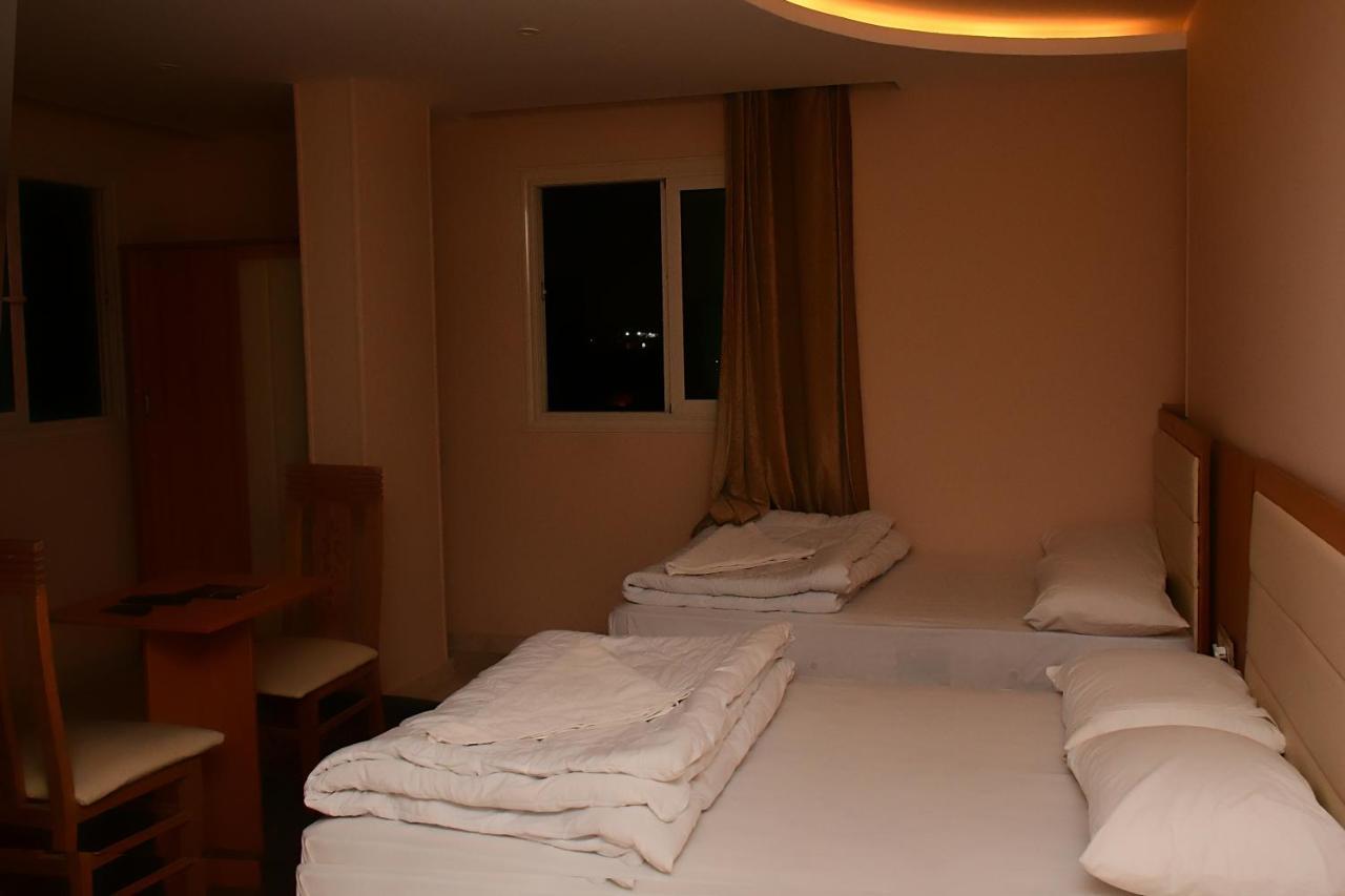 Grand Pyramids View Hotel Kair Zewnętrze zdjęcie