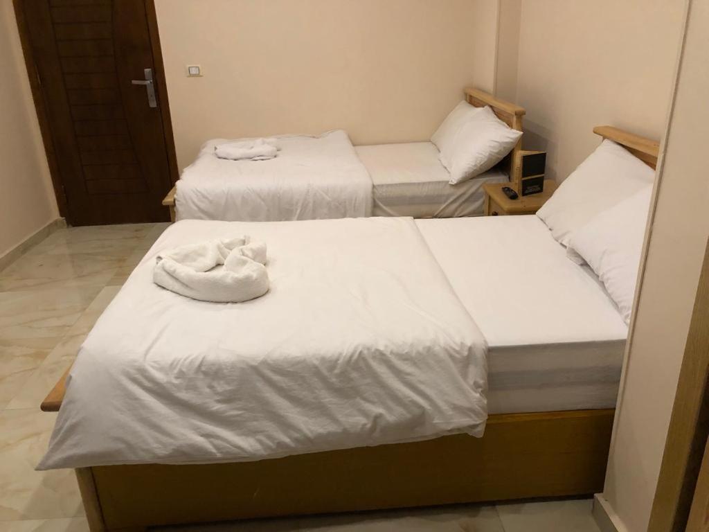 Grand Pyramids View Hotel Kair Zewnętrze zdjęcie
