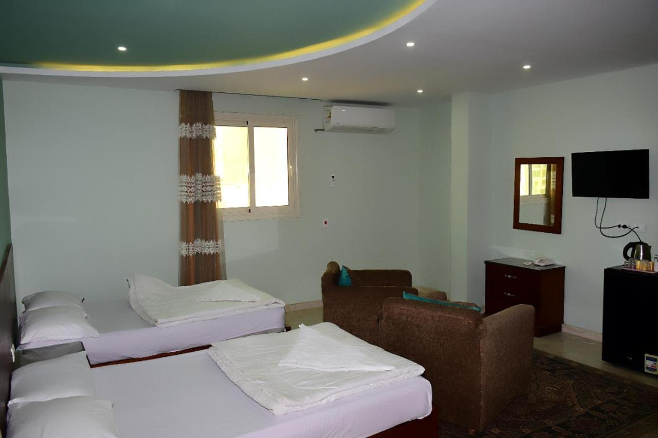 Grand Pyramids View Hotel Kair Zewnętrze zdjęcie