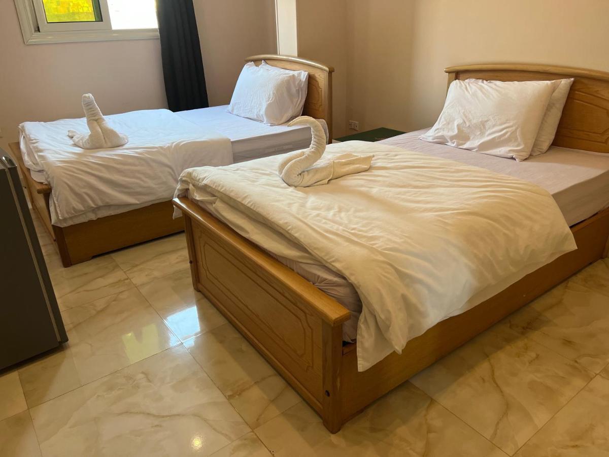 Grand Pyramids View Hotel Kair Zewnętrze zdjęcie